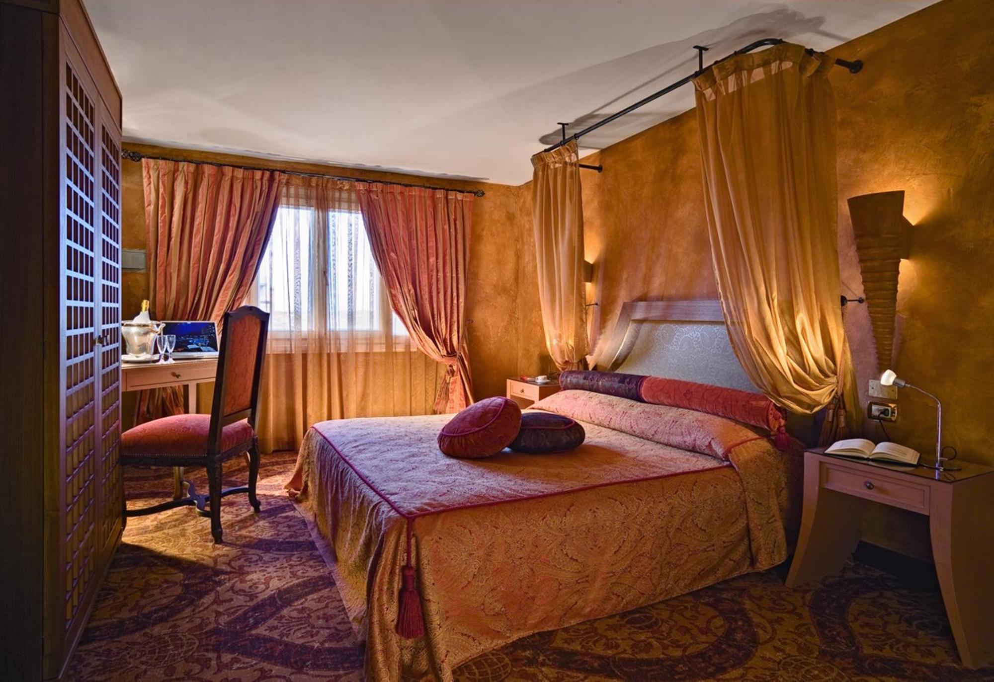 Superior Double or Twin Room,336584713:JPEG