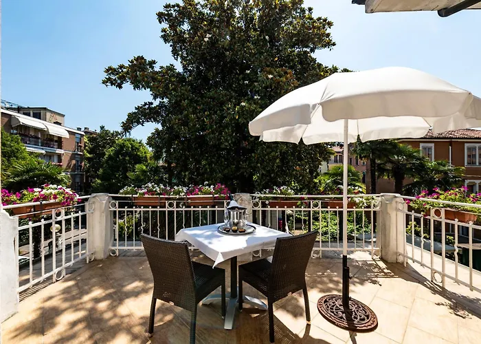 3 star hotel: Hotel Villa Delle Palme